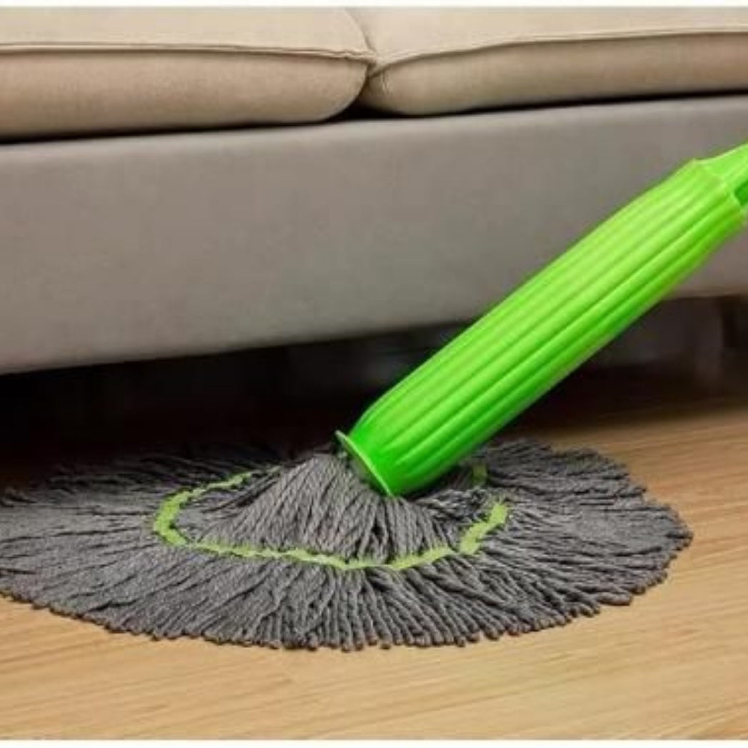 Self-twisting Water Rotating Mop